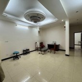 Cho thuê nhà ngõ Đường Bưởi, Ba Đình, 120m- 3,5T- MT 5m - Giá 32 triệu